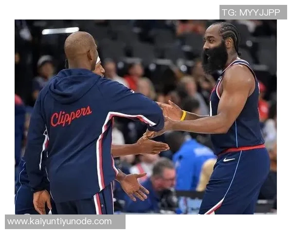 快船在哈登缺席时大胜33分莱昂纳德表现出色引领球队逆袭