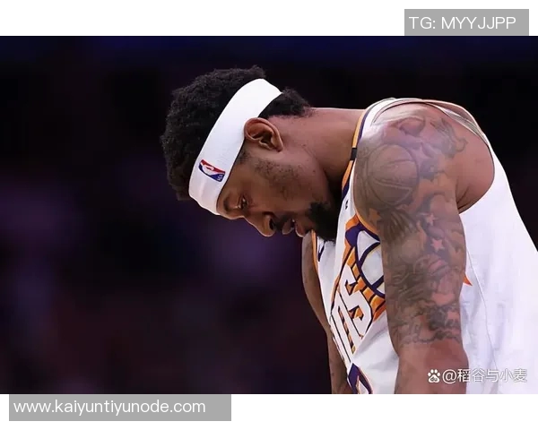 泰伦卢透露比尔因背部受伤缺席比赛原因分析